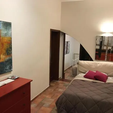 Apartment L'arco Di Tufo